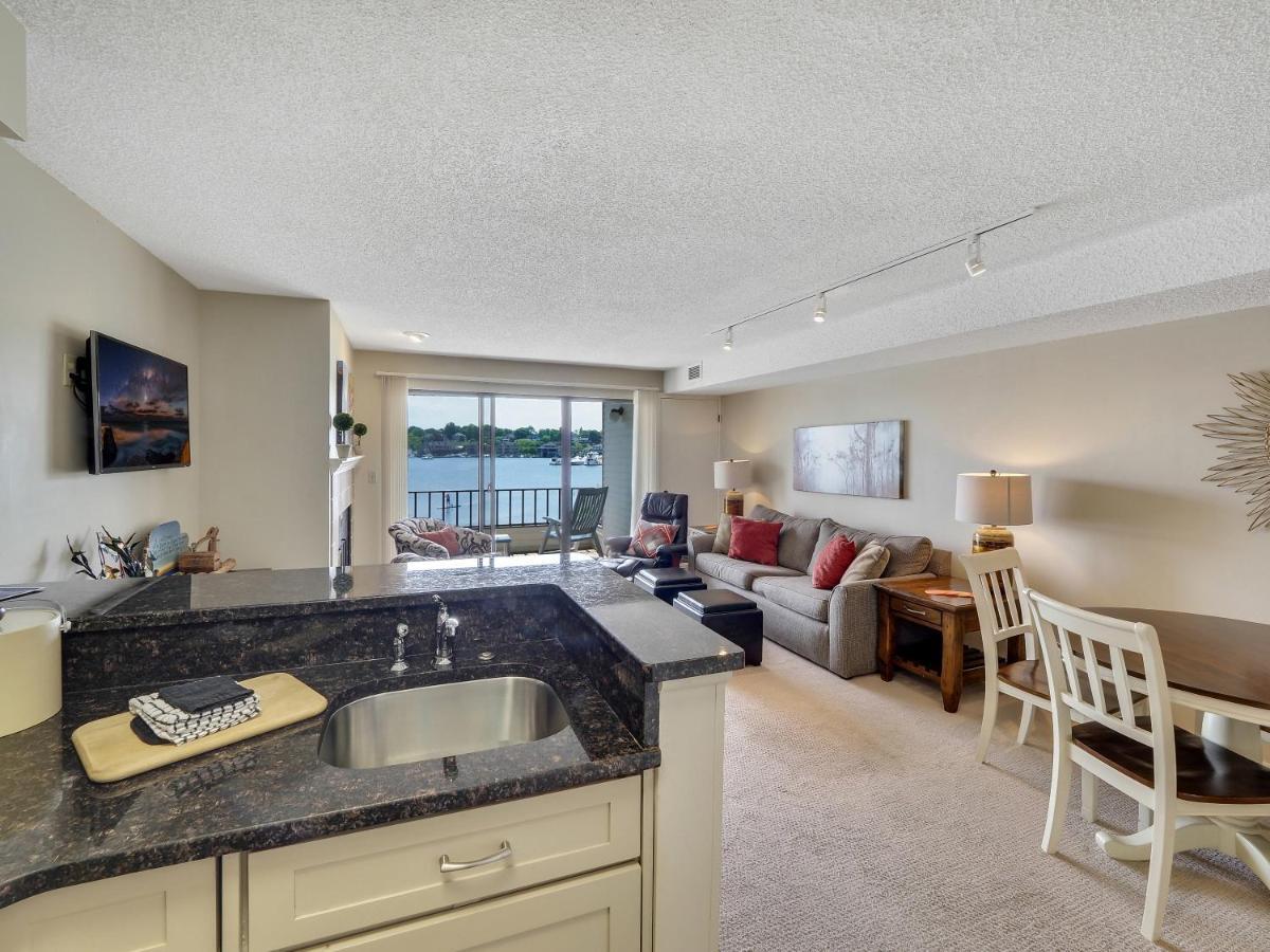 228 Edgewater Inn Charlevoix Luaran gambar