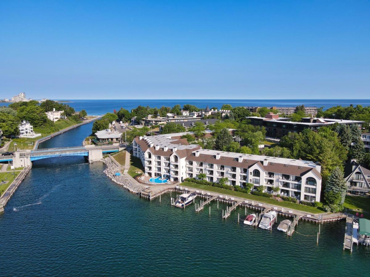 228 Edgewater Inn Charlevoix Luaran gambar